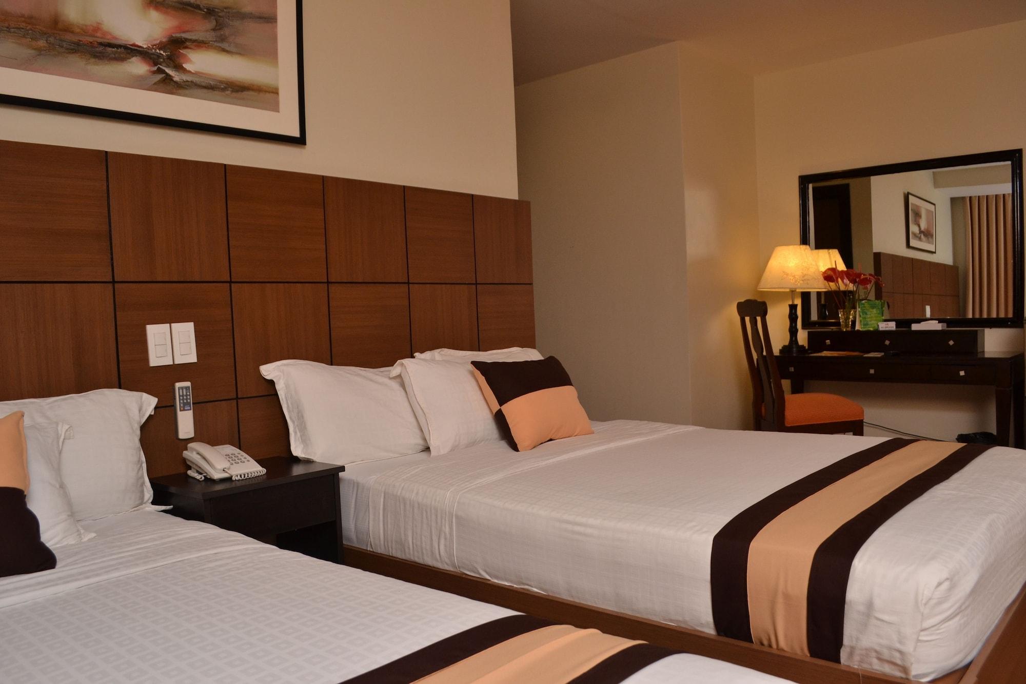 The Pinnacle Hotel And Suites Davao City Eksteriør bilde