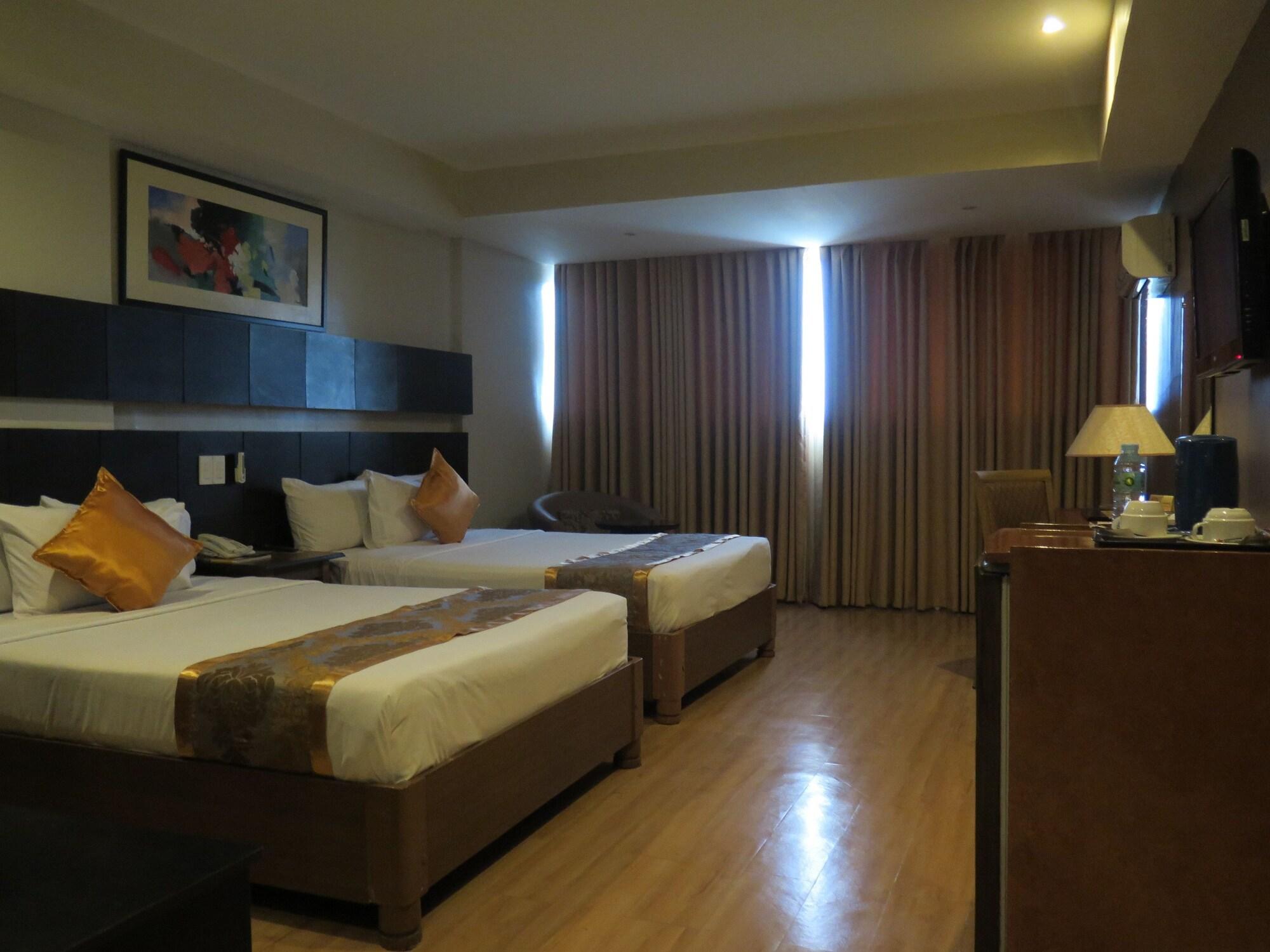 The Pinnacle Hotel And Suites Davao City Eksteriør bilde