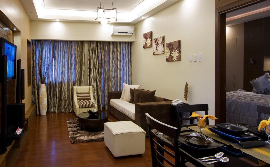 The Pinnacle Hotel And Suites Davao City Eksteriør bilde