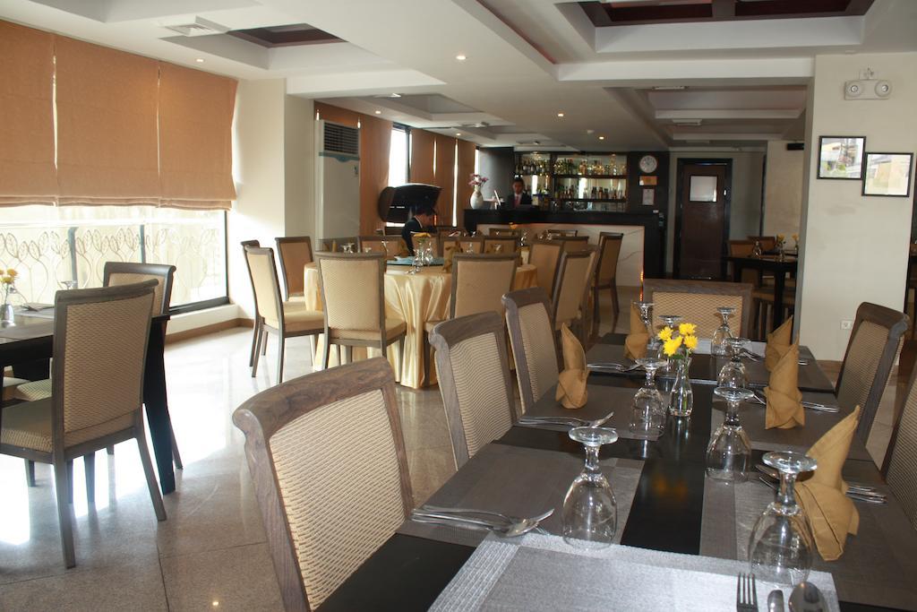 The Pinnacle Hotel And Suites Davao City Eksteriør bilde
